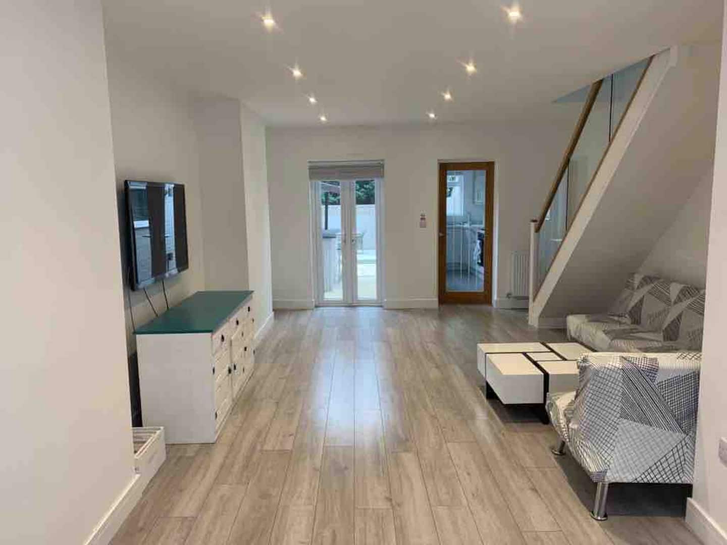 Living / dining with french doors